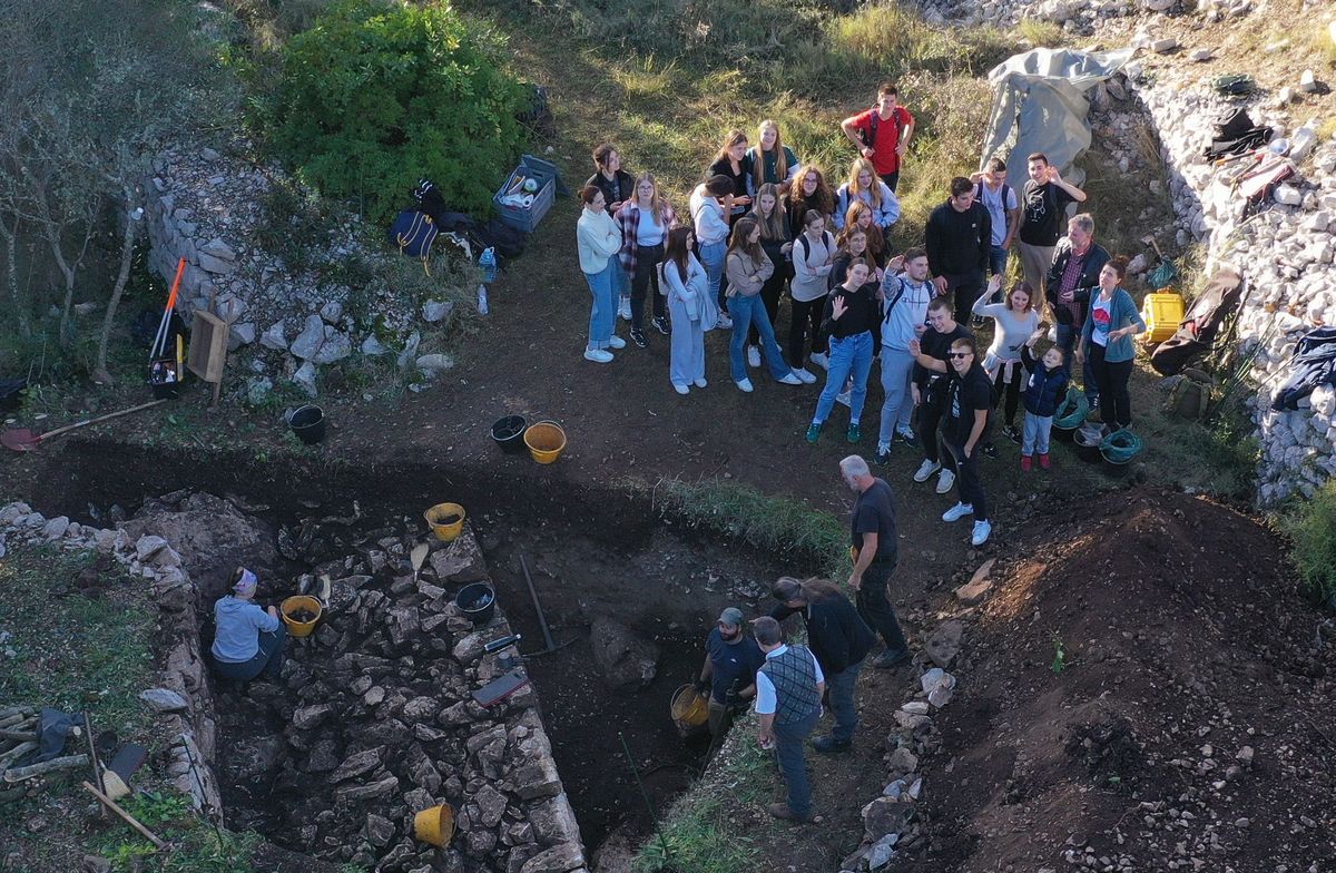 MALA ARHEOLOŠKA ŠKOLA OTOKA KORČULE  2023.